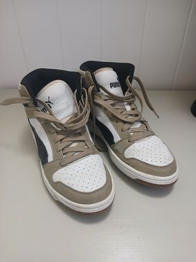 Puma High-Top Sneakers in White, Beige and Black